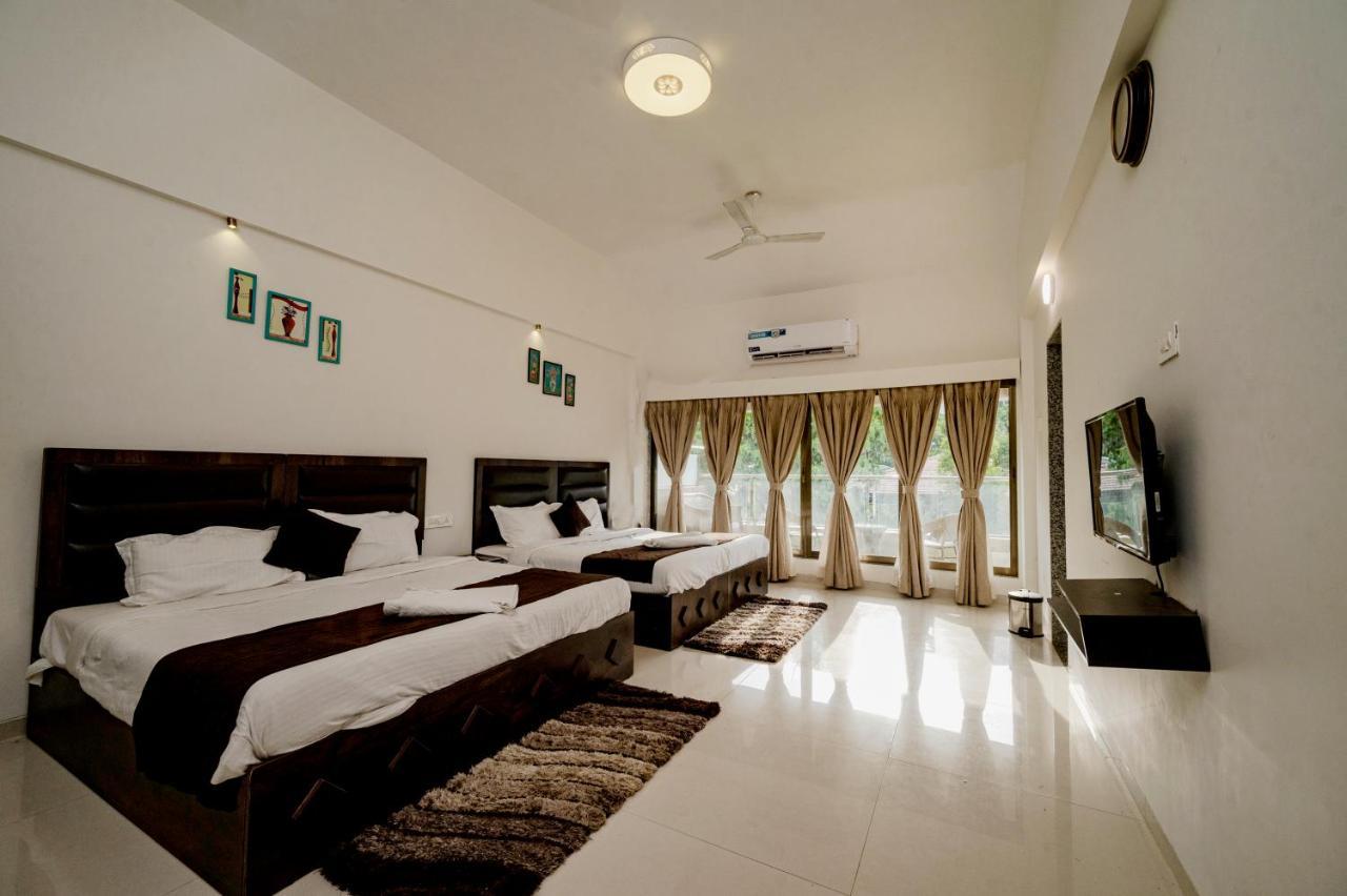 The Retreat-Glasshouse Bungalow อิกัตปุรี ภายนอก รูปภาพ